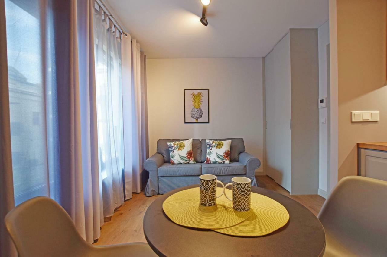 Jewish Quarter Small Apartment คราคูฟ ภายนอก รูปภาพ